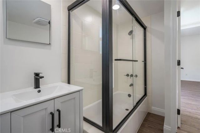 1228 S Dunsmuir, Los Angeles, CA 90019