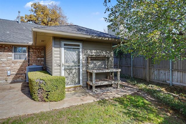 2716 NW 55th Terrace, Oklahoma City, OK 73112