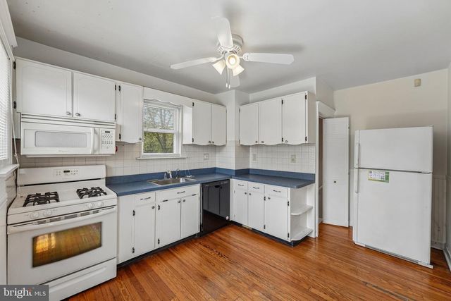 6902 IRVING AVE, Pennsauken, NJ 08109
