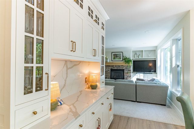 1866 Stratford Lane, Grand Rapids, MI 49534