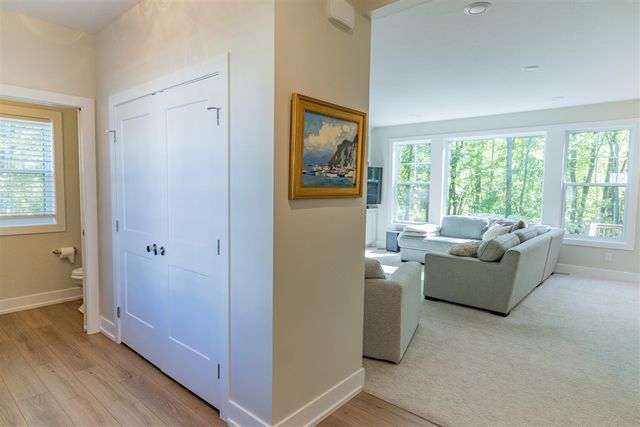 1866 Stratford Lane, Grand Rapids, MI 49534