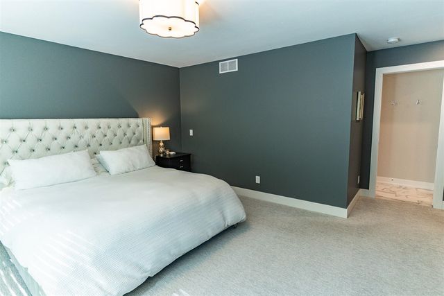 1866 Stratford Lane, Grand Rapids, MI 49534