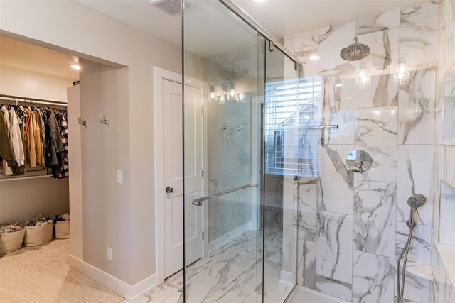 1866 Stratford Lane, Grand Rapids, MI 49534