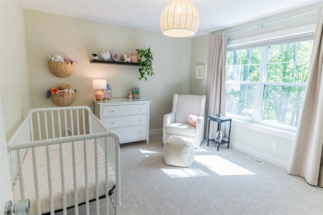 1866 Stratford Lane, Grand Rapids, MI 49534