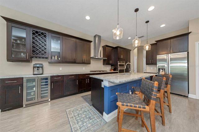5925 MOHR ROAD, Tampa, FL 33615