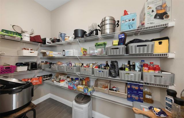 5925 MOHR ROAD, Tampa, FL 33615