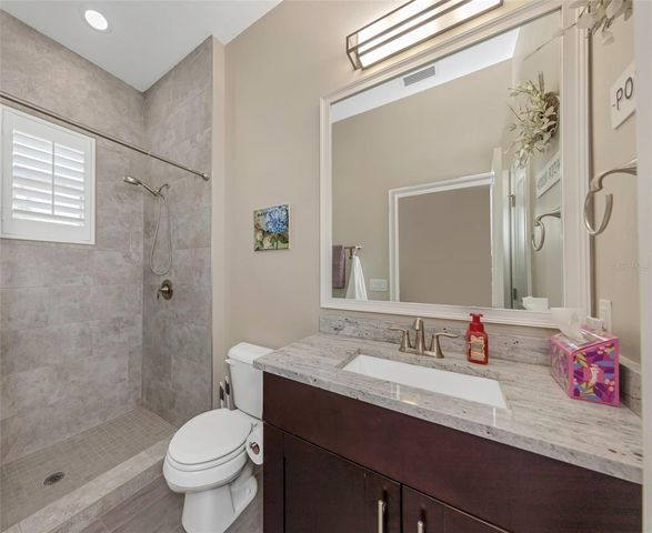 5925 MOHR ROAD, Tampa, FL 33615