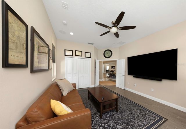 5925 MOHR ROAD, Tampa, FL 33615