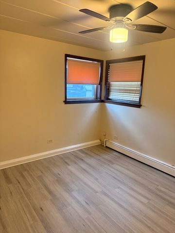 12549 S Marshfield Avenue 1E, Calumet Park, IL 60827