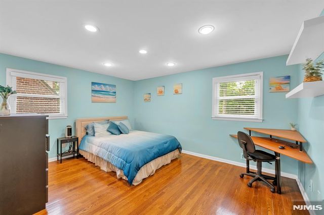 550 Englewood Avenue, Teaneck, NJ 07666