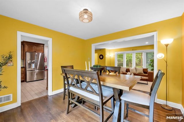 550 Englewood Avenue, Teaneck, NJ 07666