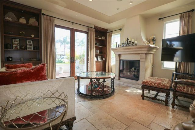 1119 Pine, Huntington Beach, CA 92648