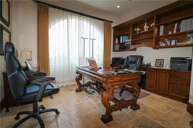 1119 Pine, Huntington Beach, CA 92648