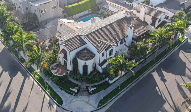 1119 Pine, Huntington Beach, CA 92648