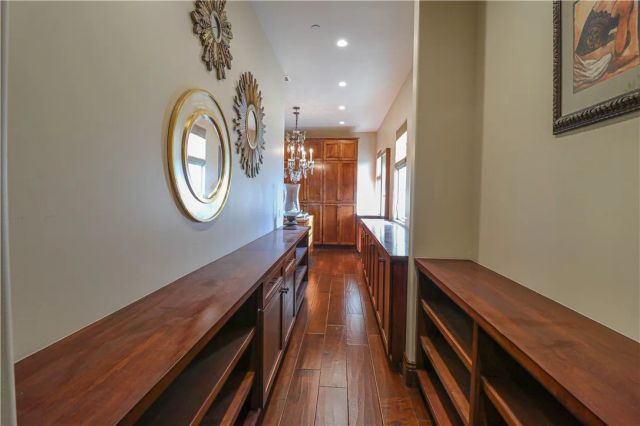 1119 Pine, Huntington Beach, CA 92648