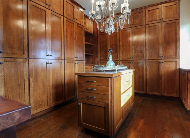 1119 Pine, Huntington Beach, CA 92648