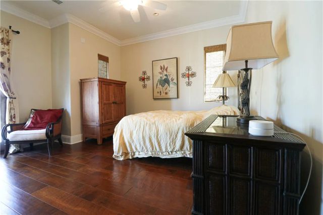 1119 Pine, Huntington Beach, CA 92648