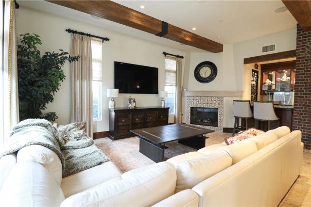 1119 Pine, Huntington Beach, CA 92648