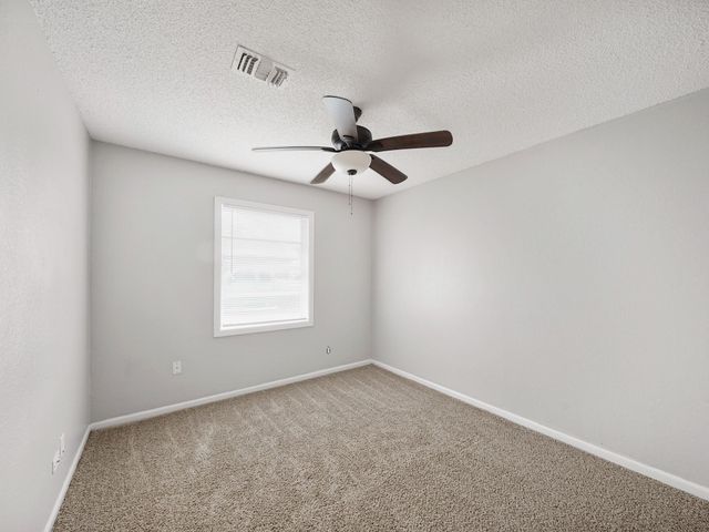 3006 14th Avenue N, Texas City, TX 77590