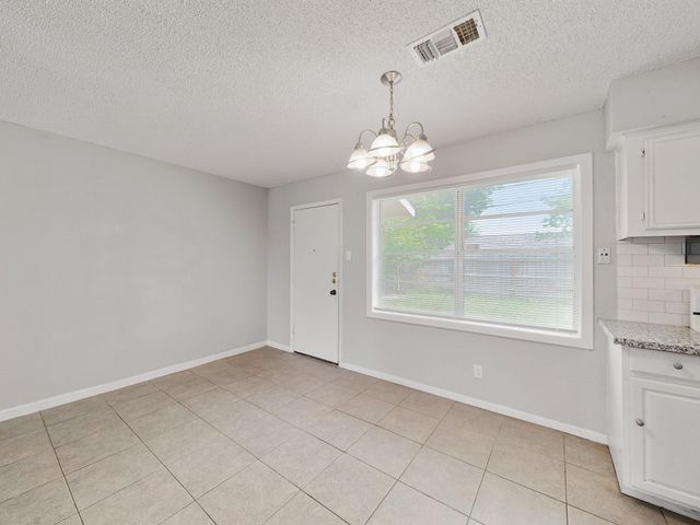 3006 14th Avenue N, Texas City, TX 77590