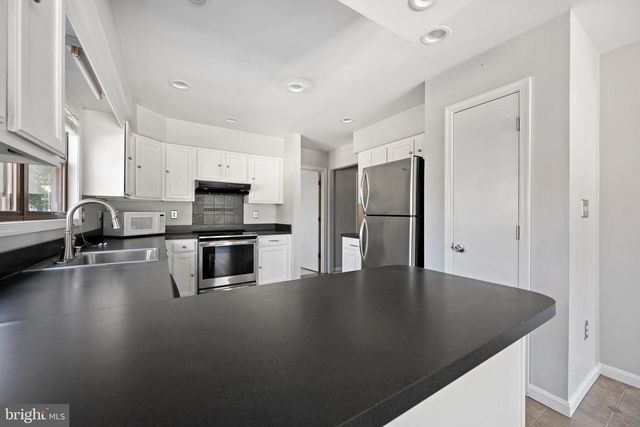 12 ROBERTS RD, Lewes, DE 19958