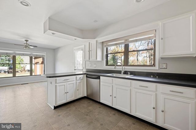 12 ROBERTS RD, Lewes, DE 19958