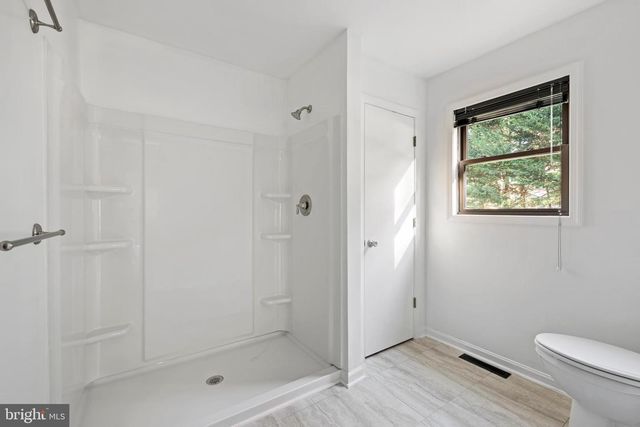 12 ROBERTS RD, Lewes, DE 19958