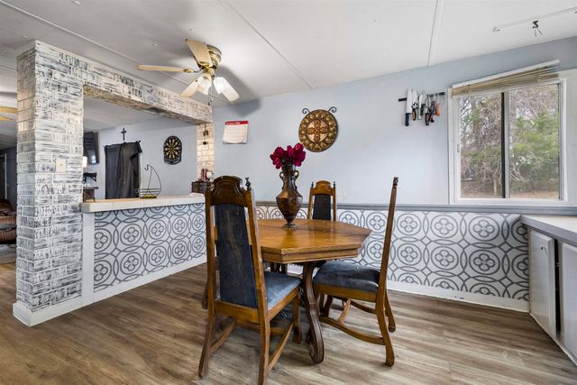 352 Parkwood St, Kilgore, TX 75662