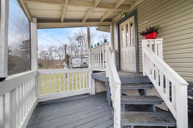 352 Parkwood St, Kilgore, TX 75662