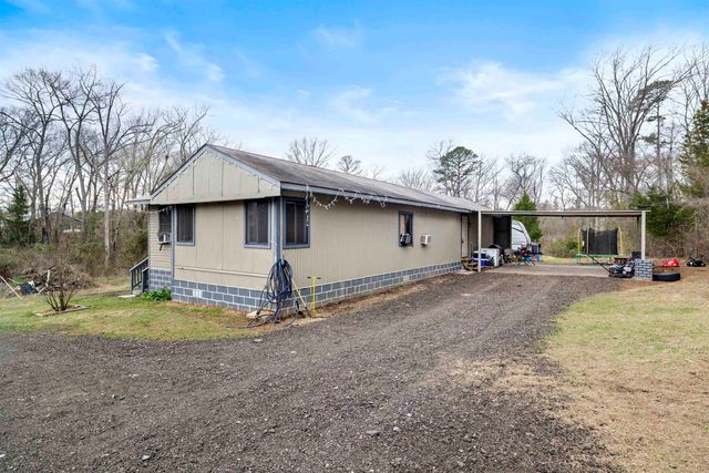 352 Parkwood St, Kilgore, TX 75662