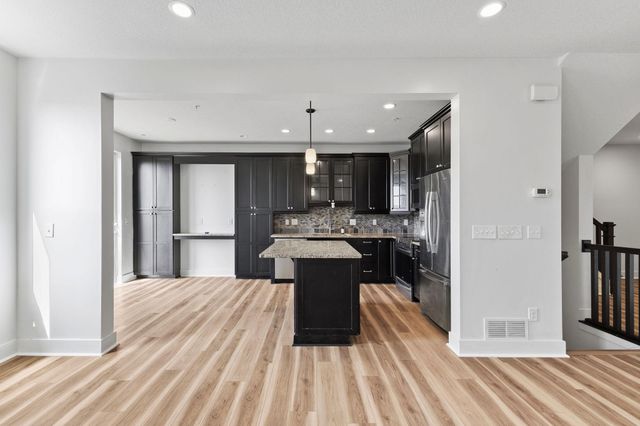 12067 84th Avenue N, Maple Grove, MN 55369