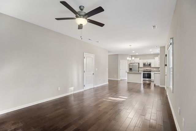 1864 Red Fox Trl, Clarksville, TN 37042