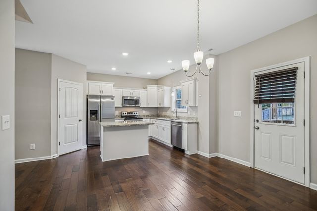 1864 Red Fox Trl, Clarksville, TN 37042