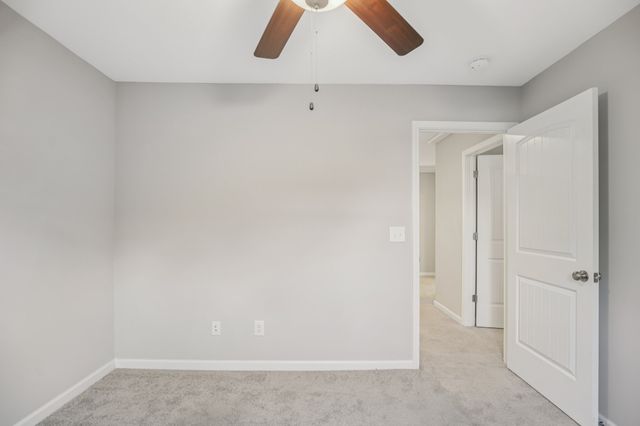 1864 Red Fox Trl, Clarksville, TN 37042
