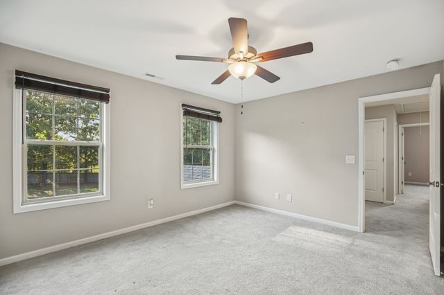 1864 Red Fox Trl, Clarksville, TN 37042