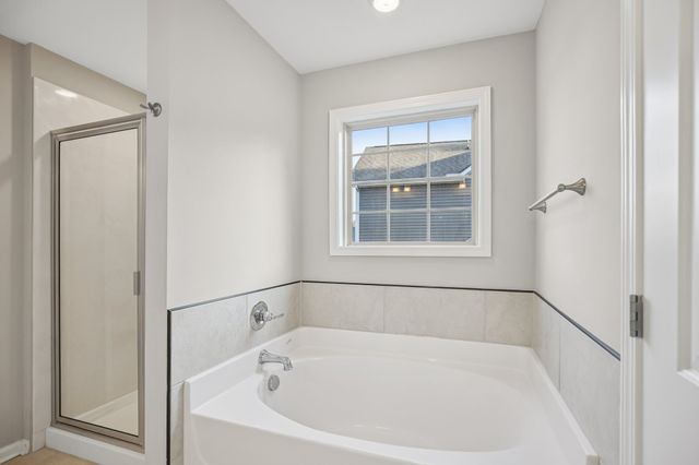 1864 Red Fox Trl, Clarksville, TN 37042