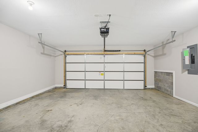 1864 Red Fox Trl, Clarksville, TN 37042
