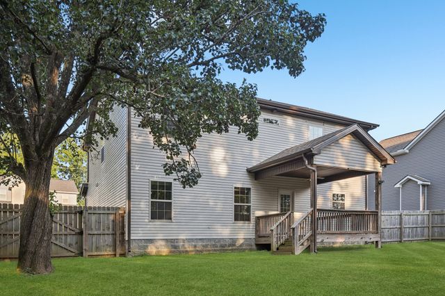 1864 Red Fox Trl, Clarksville, TN 37042