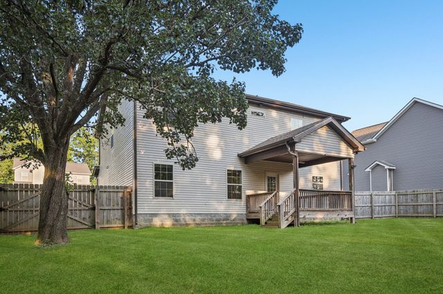 1864 Red Fox Trl, Clarksville, TN 37042