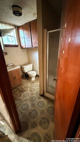 906 Canton, San Antonio, TX 78202