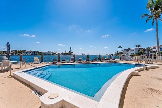 2508 Bay Dr 112, Pompano Beach, FL 33062