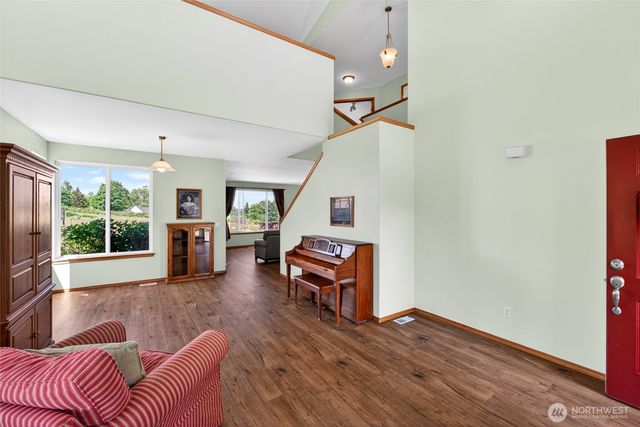 7101 82nd Street Ct E, Puyallup, WA 98371