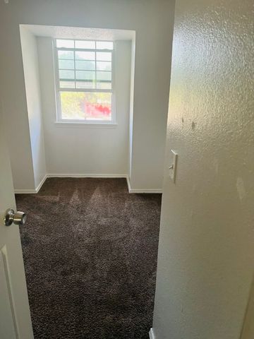 6320 Midway Road B, Springtown, TX 76082