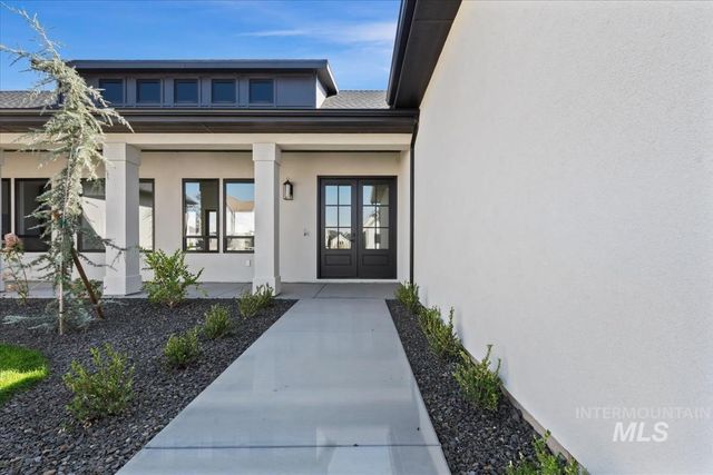 531 Midpoint Ave, Middleton, ID 83544
