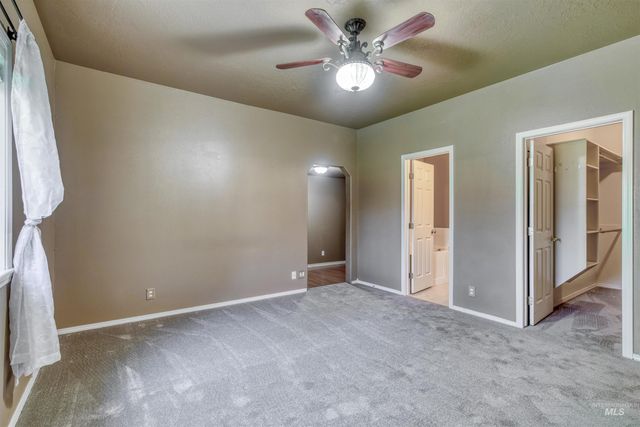 4259 N Waterloo Ave, Boise, ID 83713