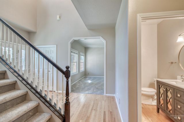 4259 N Waterloo Ave, Boise, ID 83713