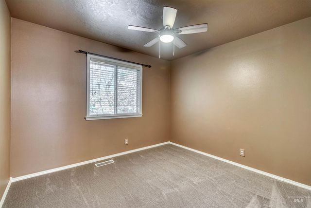 4259 N Waterloo Ave, Boise, ID 83713