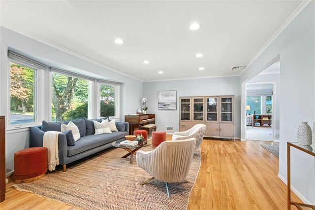 64 Richbell Road, White Plains, NY 10605