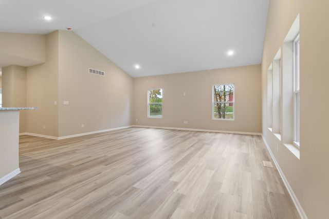 717 Druim Trail, Crown Point, IN 46307