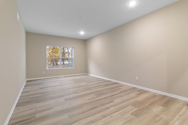 717 Druim Trail, Crown Point, IN 46307